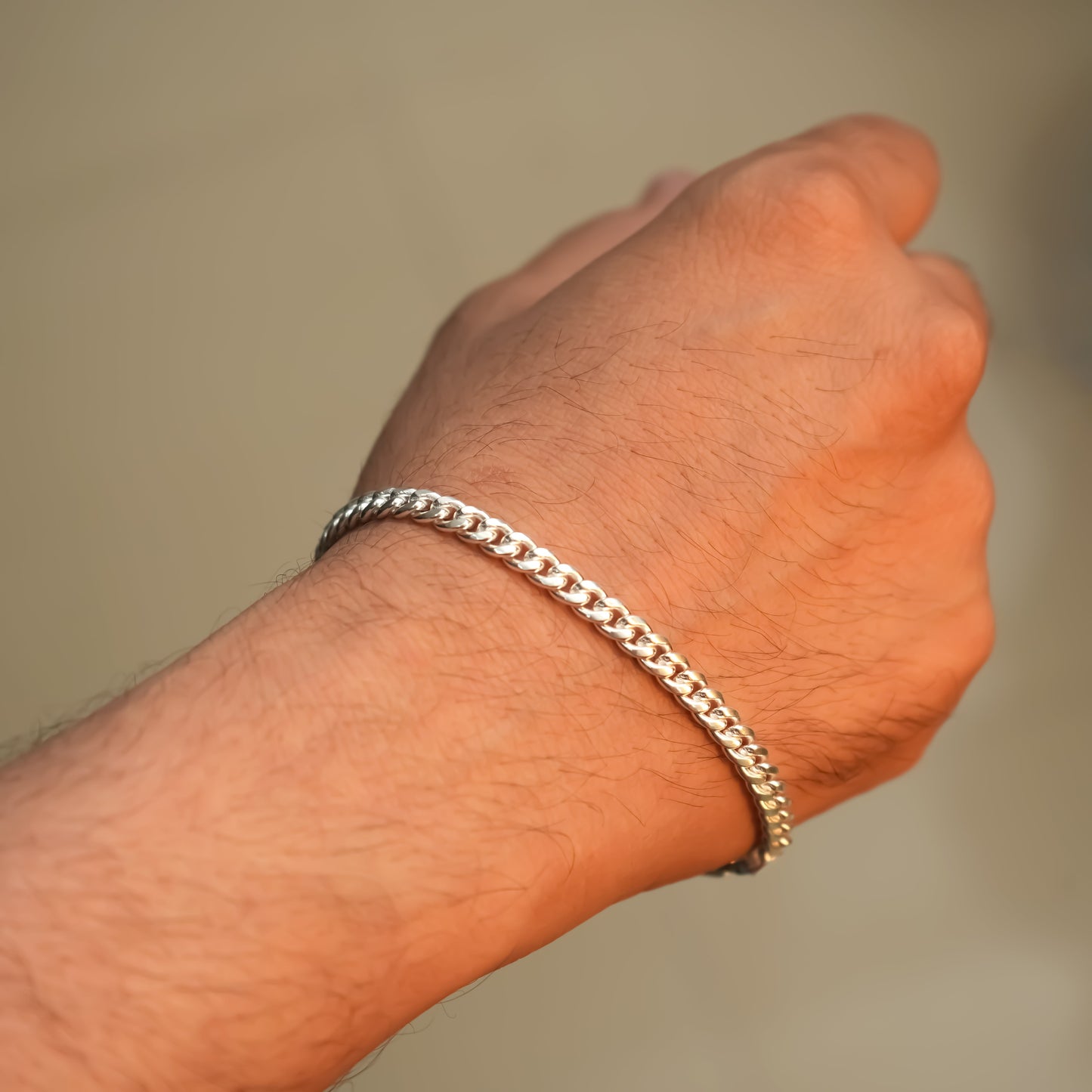 Unisex Silver Chain Bracelet Everyday Luxury