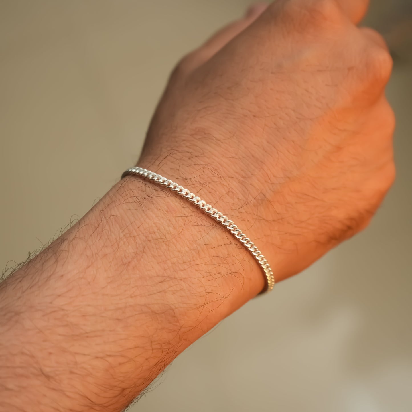 Elegant Silver Chain Bracelet for Men & Women