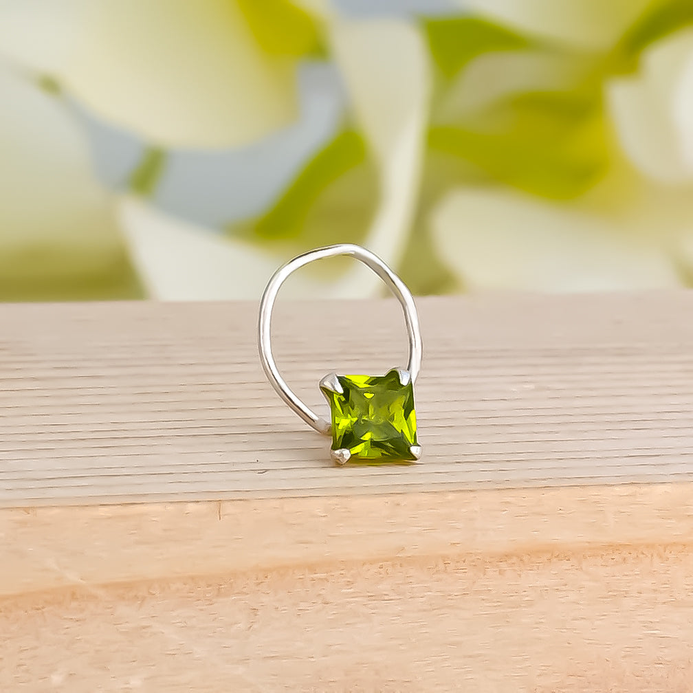 Stylish Silver Nosepin, Star Green Stone Detail